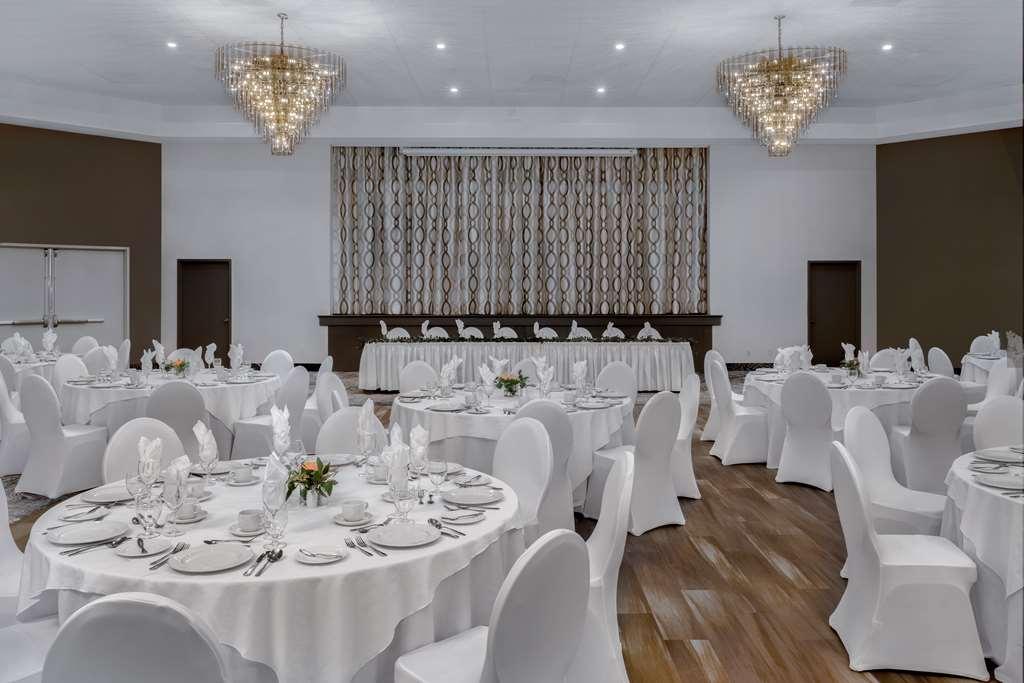 Ambassador & Conference Hotel Kingston