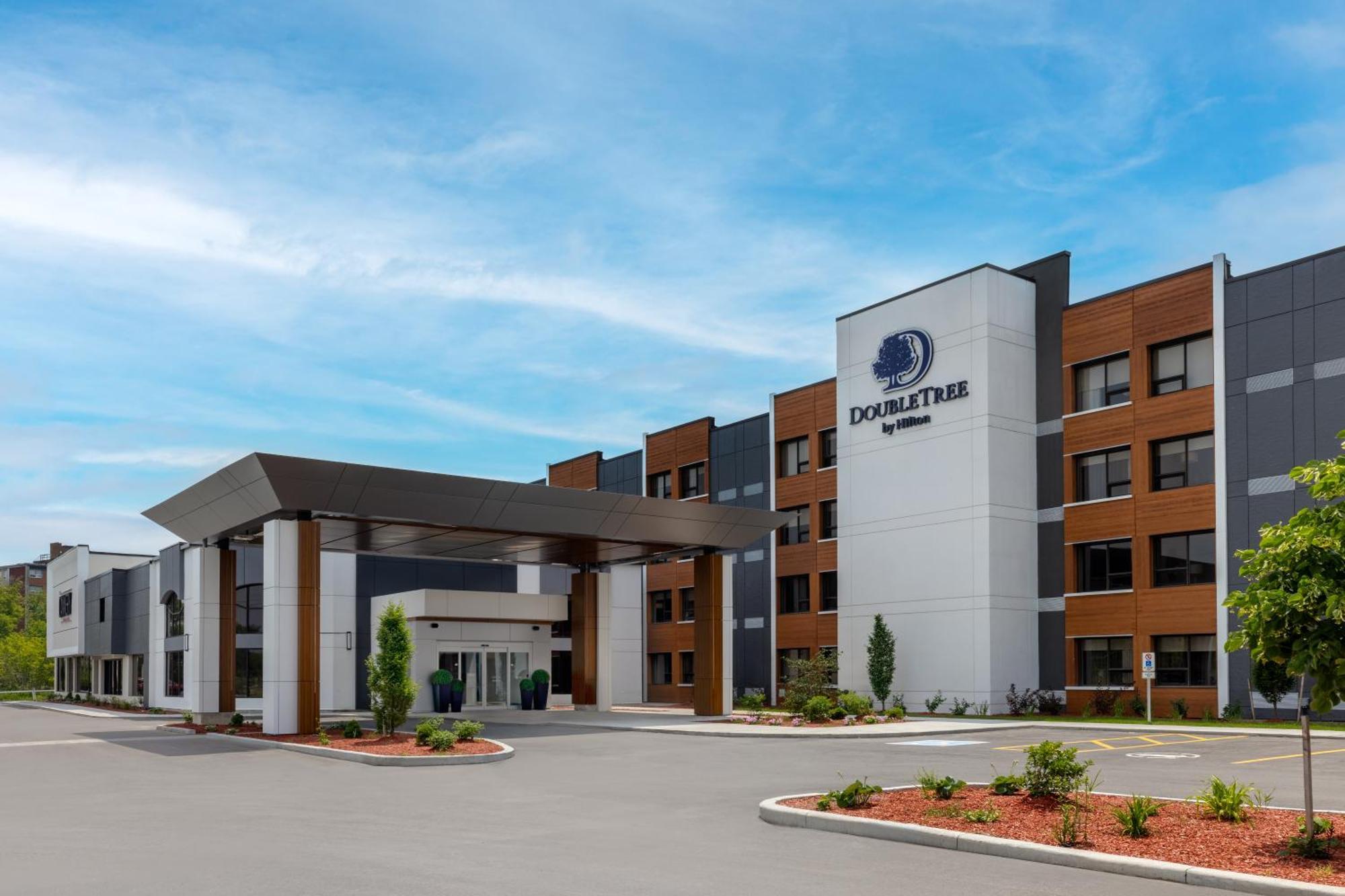 Ambassador & Conference Hotel Kingston