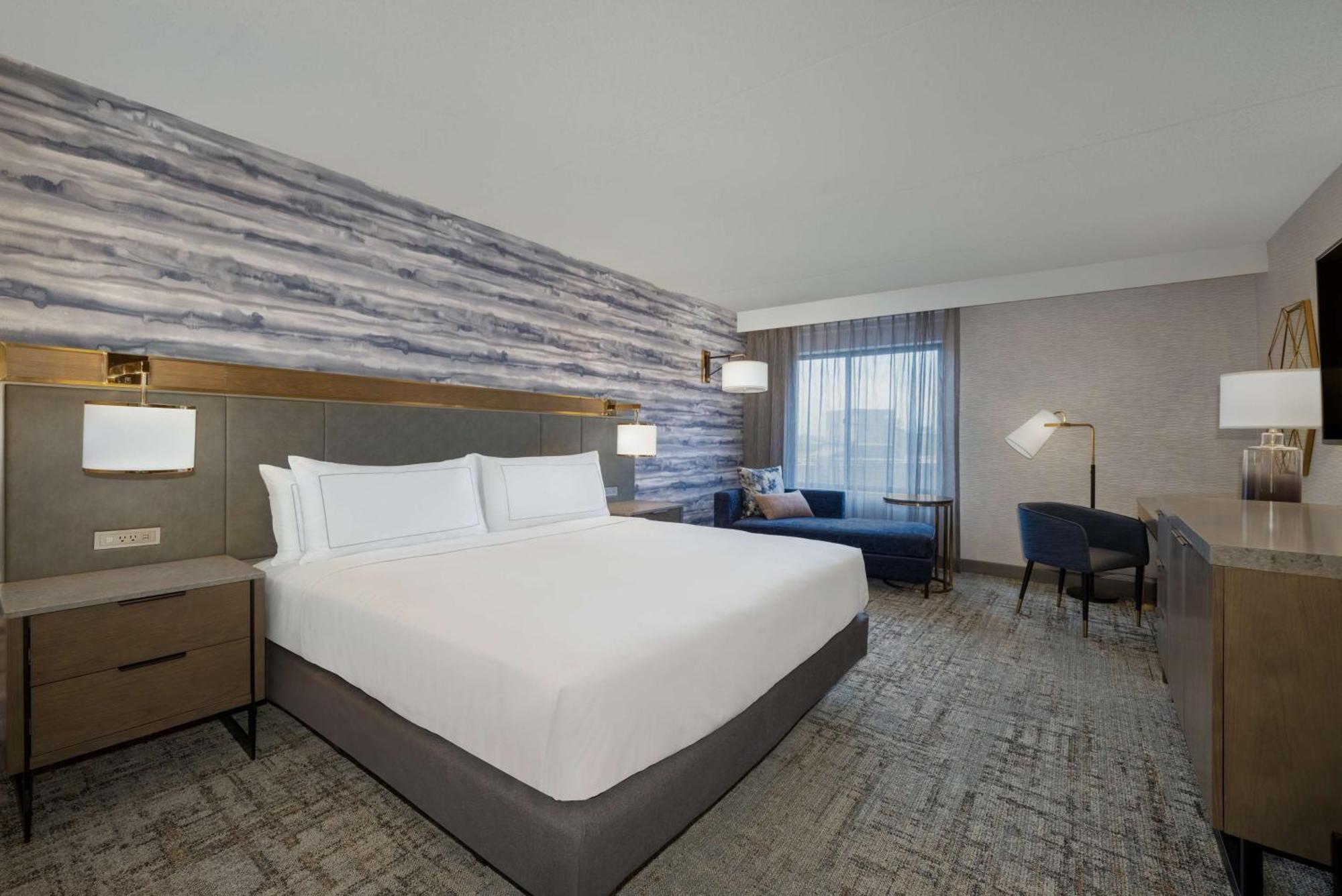 Hotel Ambassador & Conference